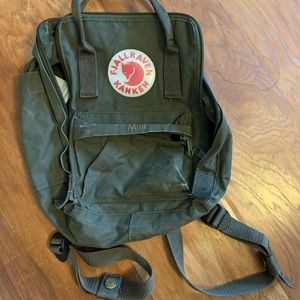 Fjallraven Kanken Mini Backpack